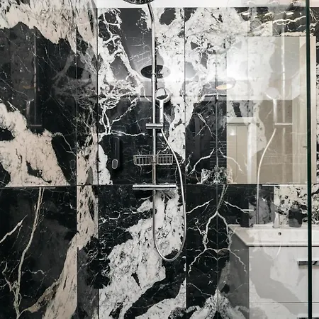 Marble Lumiere - Designerski W Sercu Wroclawia By Uniquerent Breslavia